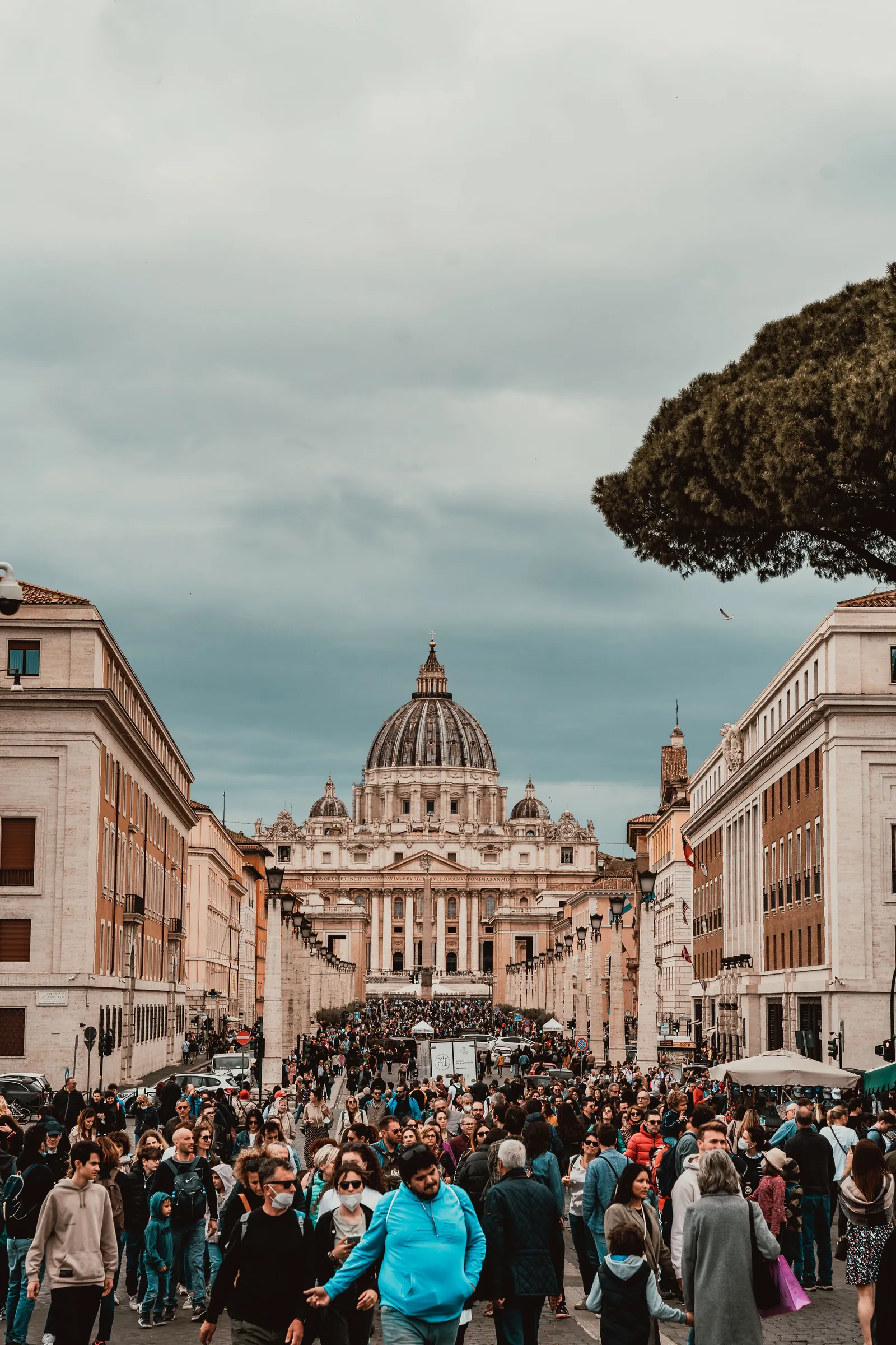 Basilica di San Pietro e Grotte Vaticane — dettaglio